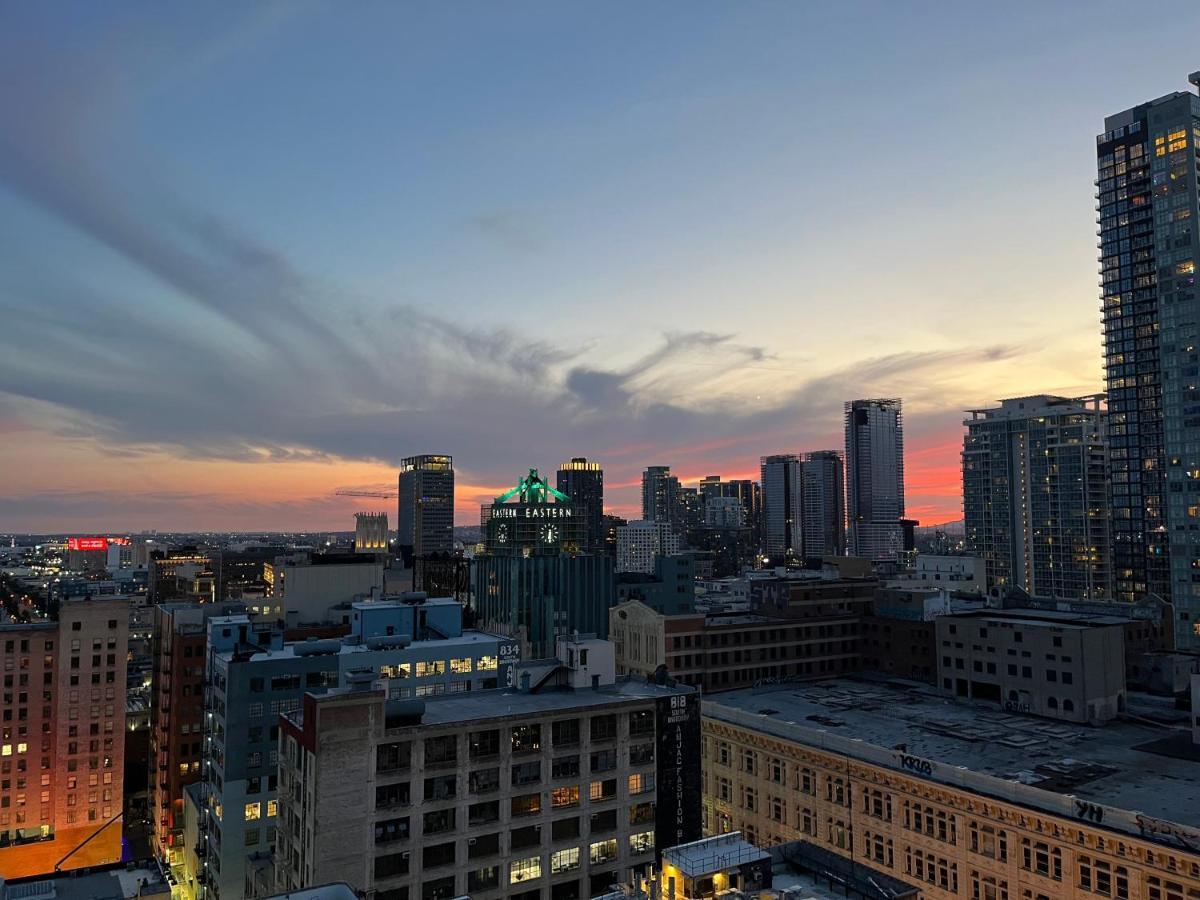 Top Floor 3 Bed 3 Bath Penthouse Living In Luxury Los Angeles Exterior foto